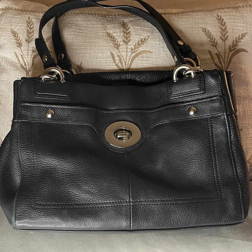 Coach Penelope Pebbled Black Leather Handbag Silver Hardware Coach B1273-F16531